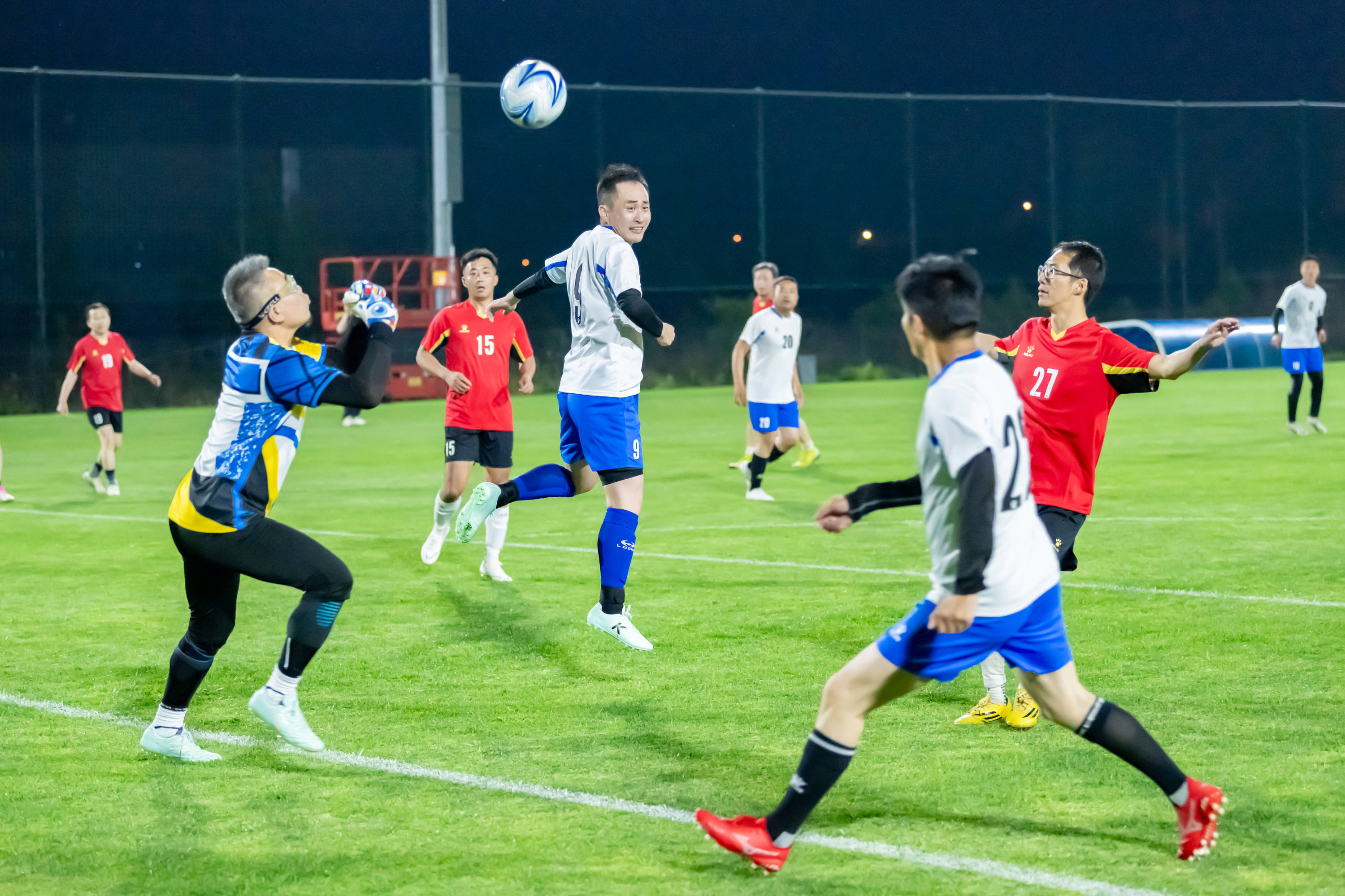 通过这些措 通过这些措